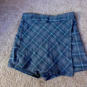 Garage skirt/shorts